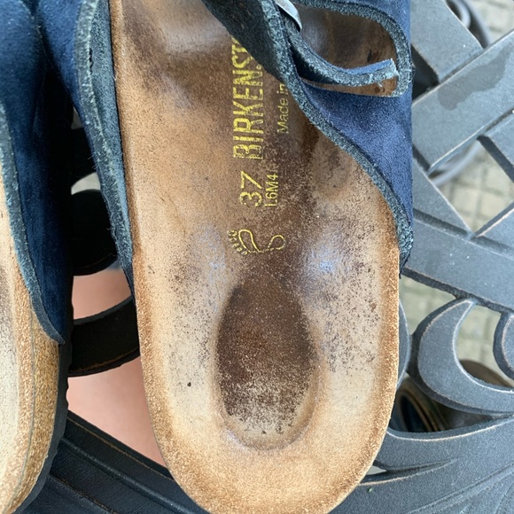 3 strap Birkenstock’s - Picture 2 of 6
